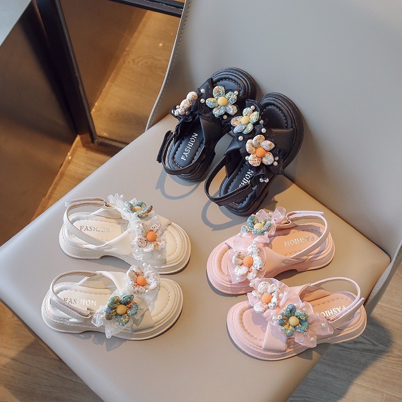 sandal hoa xinh dễ thương cho bé gái
