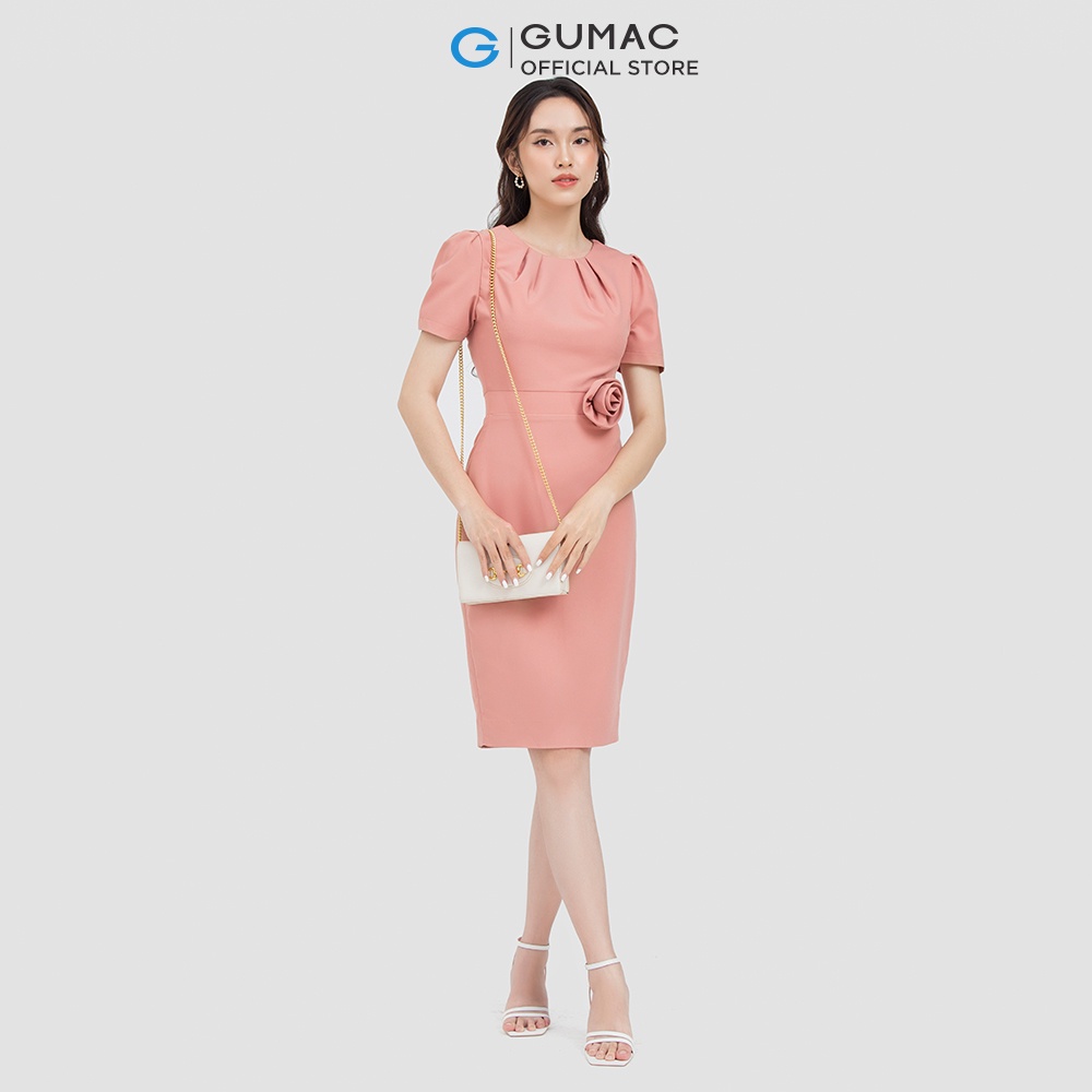 Đầm bút chì GUMAC DC06060 cổ xếp ly