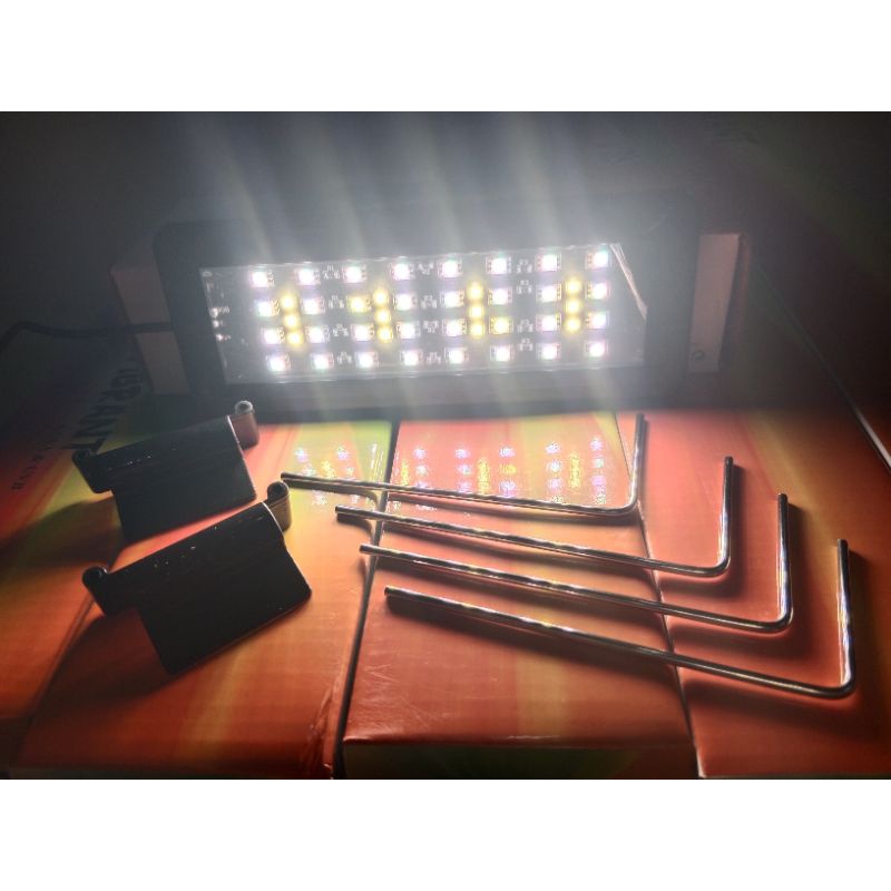 Lampu Led Atas Aquarium Aquascape KANDILA VIBRANT + UVA & UVB V 200
