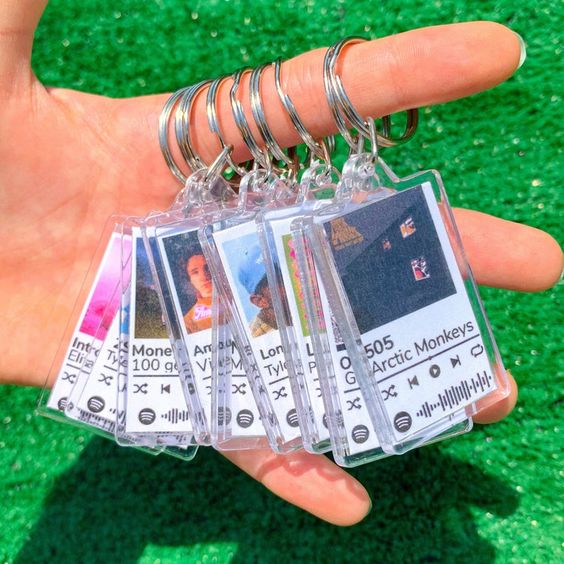Móc khóa handmade bài hát Spotify theo yêu cầu