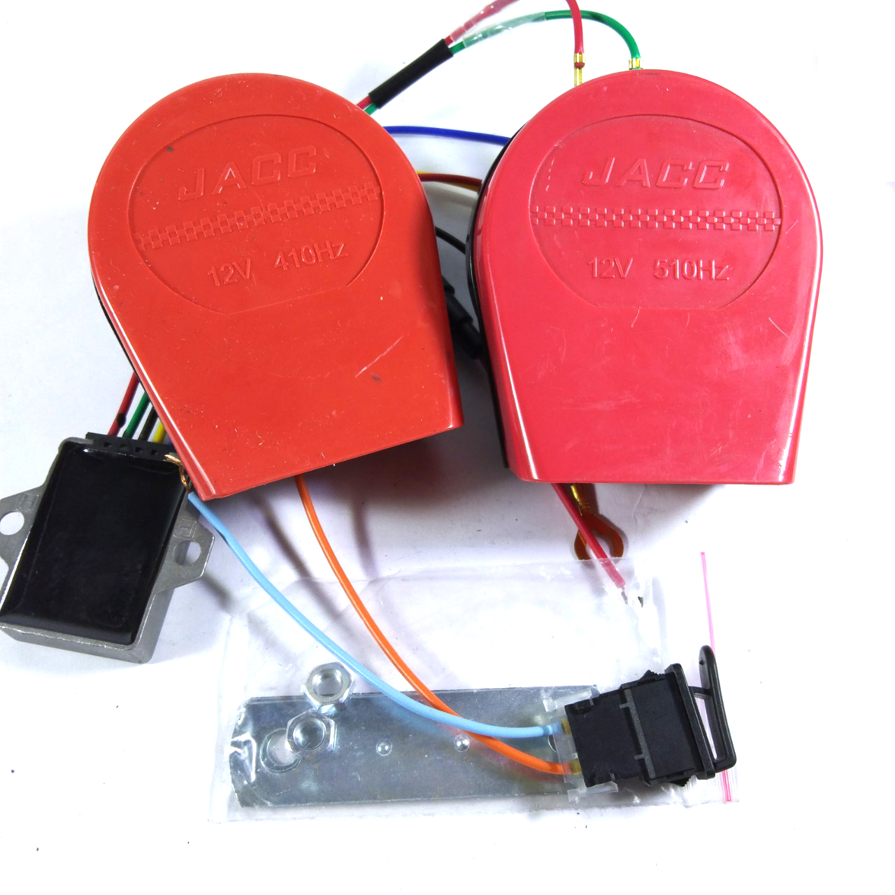 [  Gồm Hai còi] Còi ngân Xe Máy Ô Tô 8 tiếng Tặng Công Tắc Có Bảo Hành 4 dây có giắc cắm vào còi