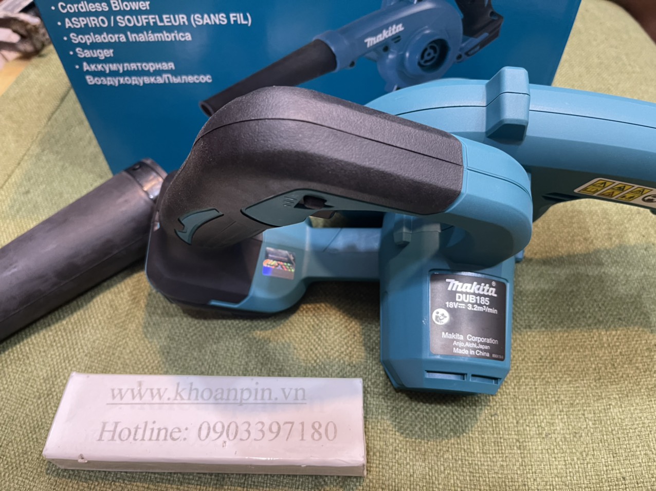 Máy thổi hút bụi Makita DUB185Z