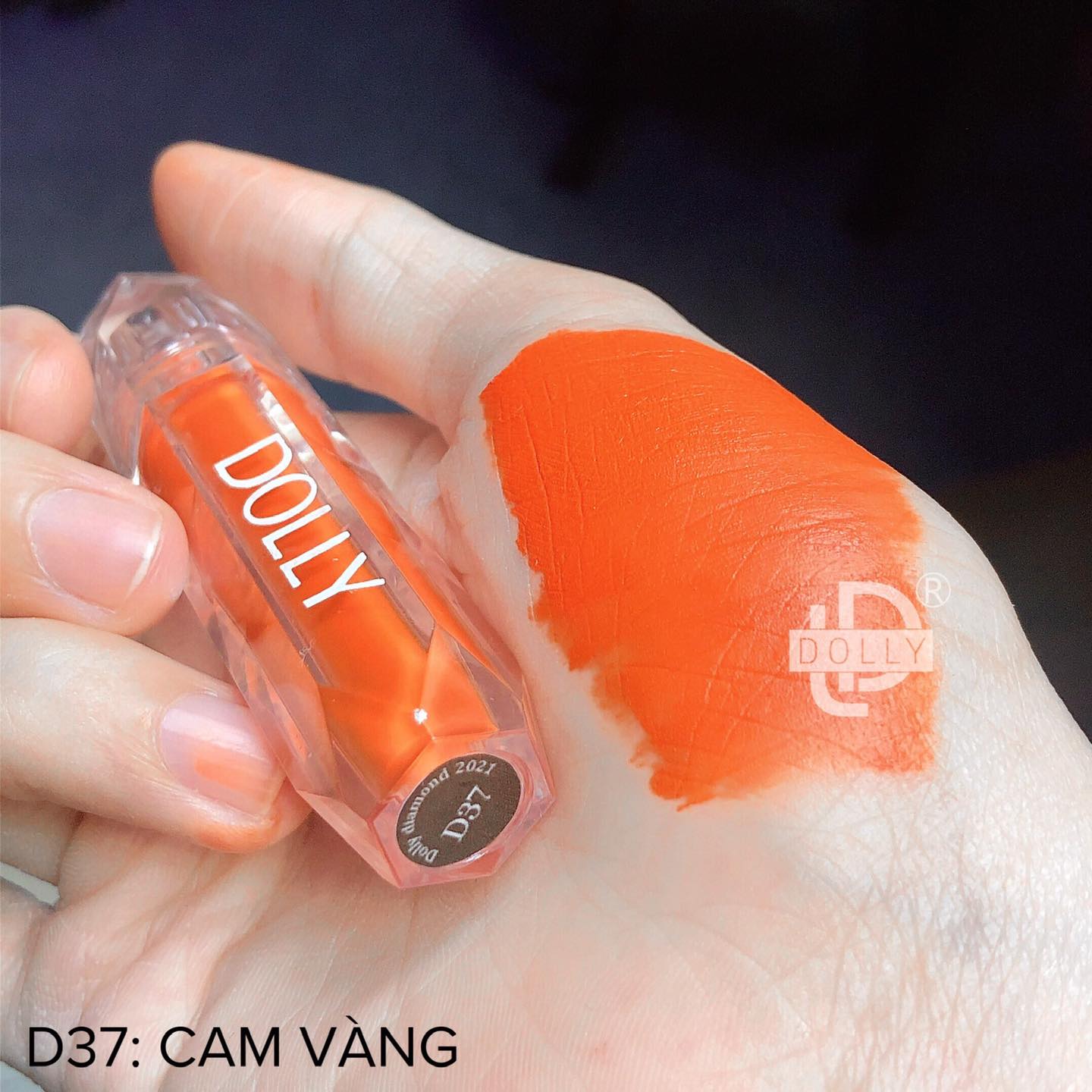 Son kem lì siêu mịn môi DOLLY DIAMOND [Màu Cam vàng]