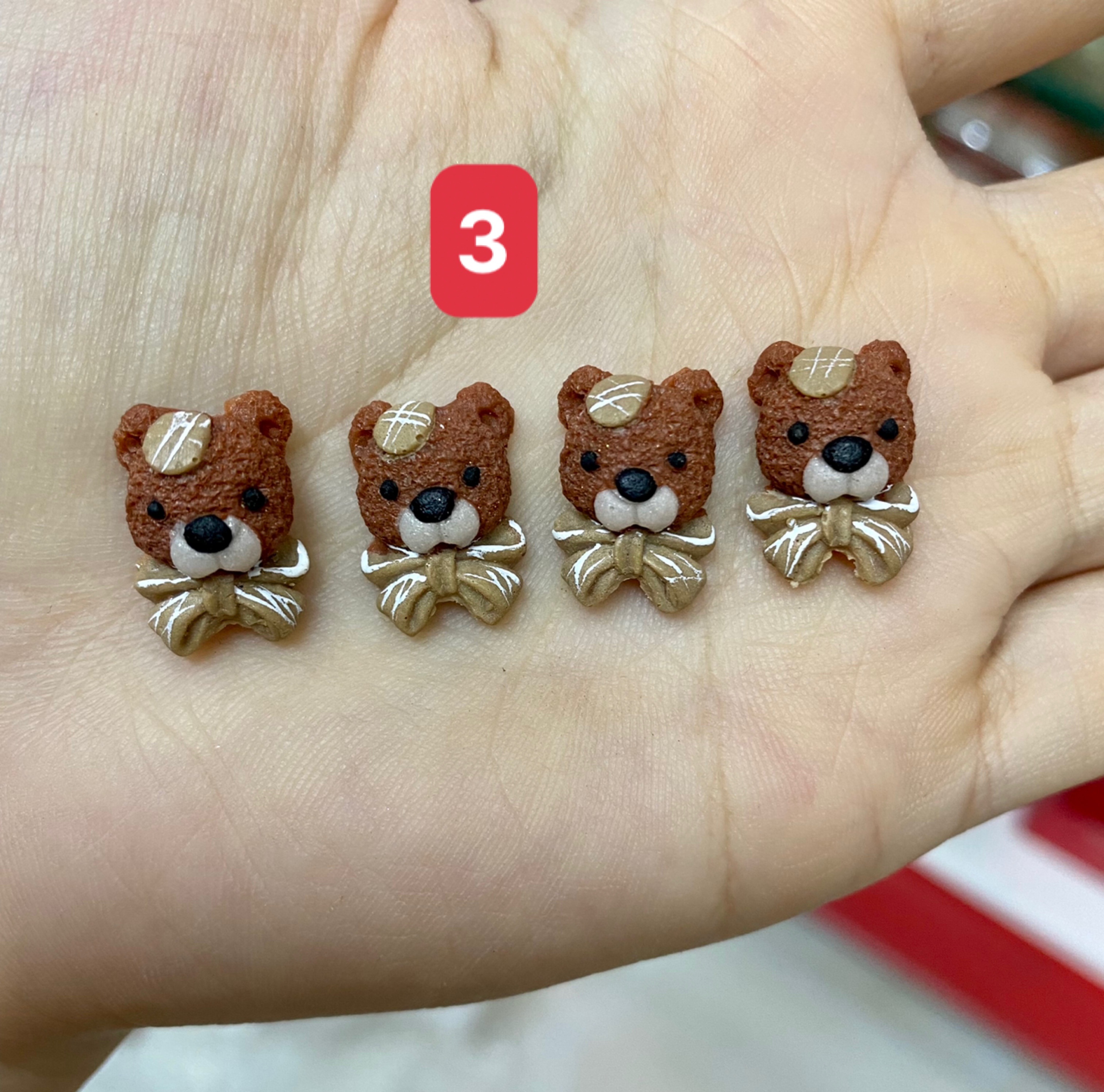 Gấu bột gắn móng ,hàng chuẩn đẹp như hình ( Giá 1 gấu )- Mini Nails