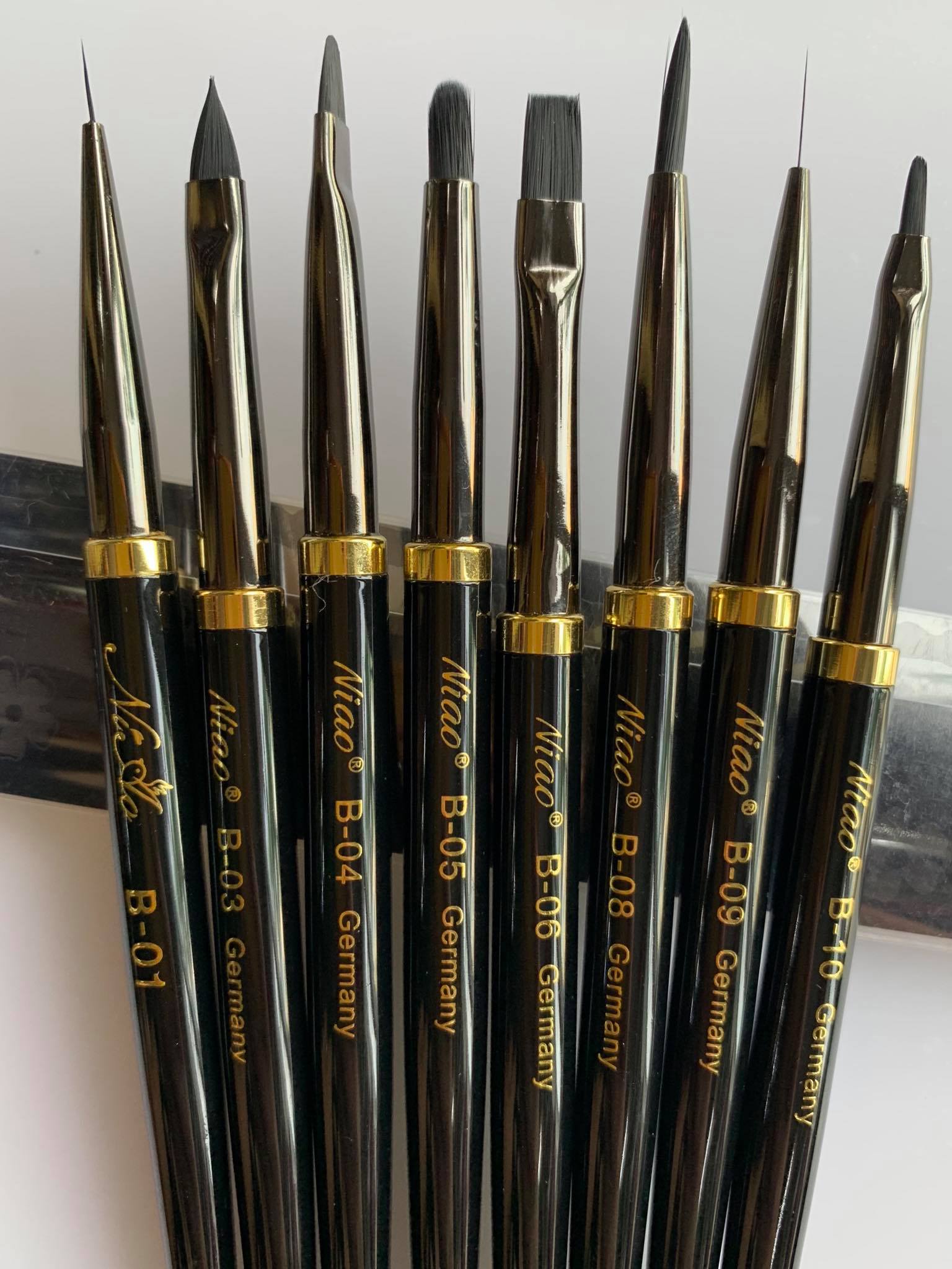Bộ cọ 8 cây cọ nét, cọ râu, cọ bản, cọ đắp gel,.. loại đẹp chuyên dụng hiệu niao