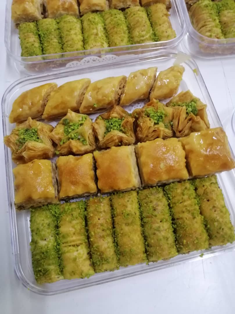 mixed baklava box 22/16 pieces Turkish sweets delicious bird nest