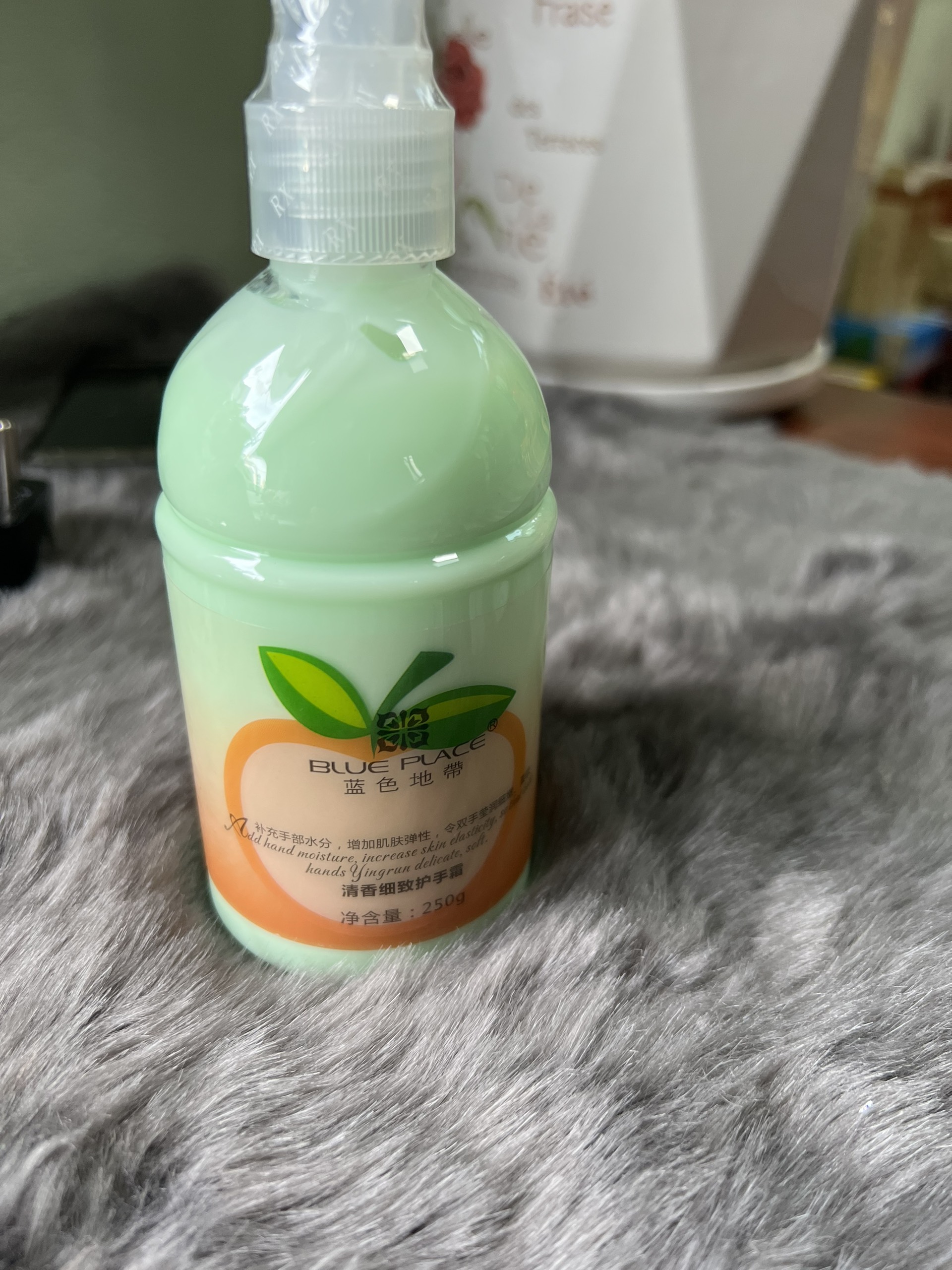 Kem Làm Mềm Da BULUE PLACE 250g