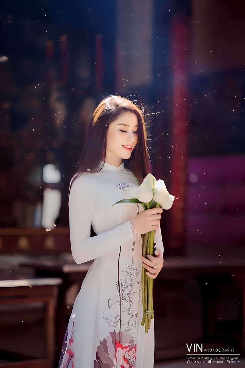 Set Áo Dài Lụa Trắng & Đỏ Cao Cấp BY4689