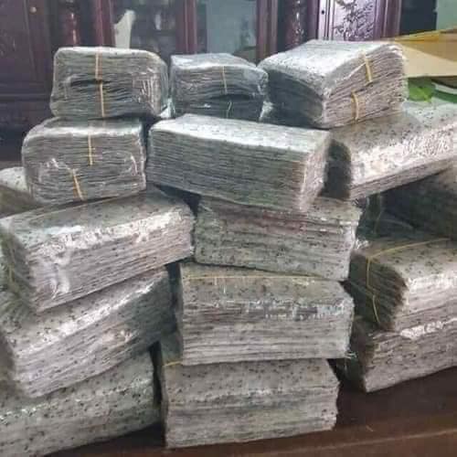 2.2kg BÁNH TRÁNG  MÈ ĐEN PHAN RANG - ( 1 XẤP 100 CÁI )