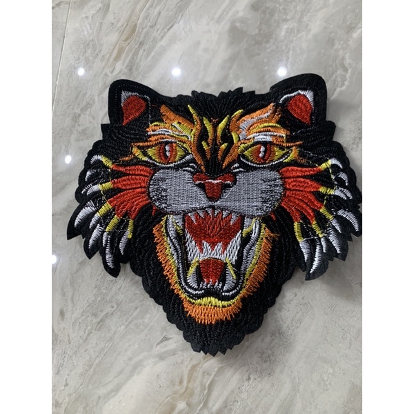 Miếng Sticker Thêu Ủi hinh sói