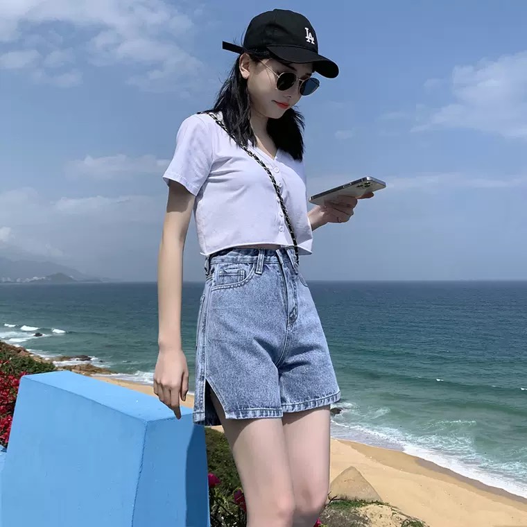 QUẦN JEANS NGỐ LỬNG NỮ FORM RỘNG XẺ LAI XANH NHẠT TÔN DÁNG CÁ TÍNH CAO CẤP DAVO CHỐNG UV SIÊU XỊN SÒ CỰC ĐỈNH HOT HIT