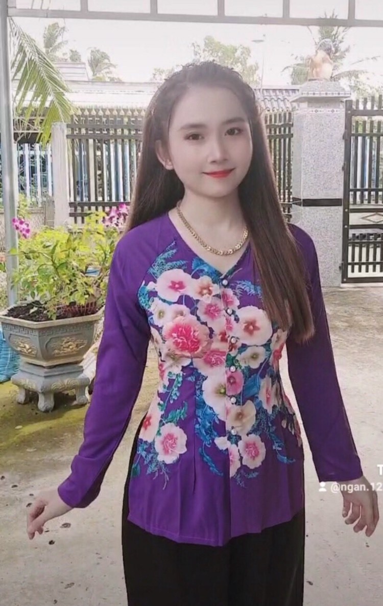 Áo bà ba lụa in hoa xinh