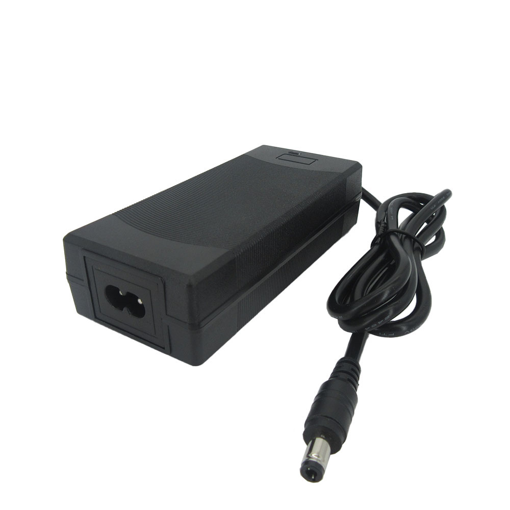 ShopSphere%2025.2V%202A%20Li%20ion%20Charger%206S%2021.6V%2022.2V%20Lithium%2018650%20Charger%20DC%20Connector%20100-240V%20Input%20-%20Image%207
