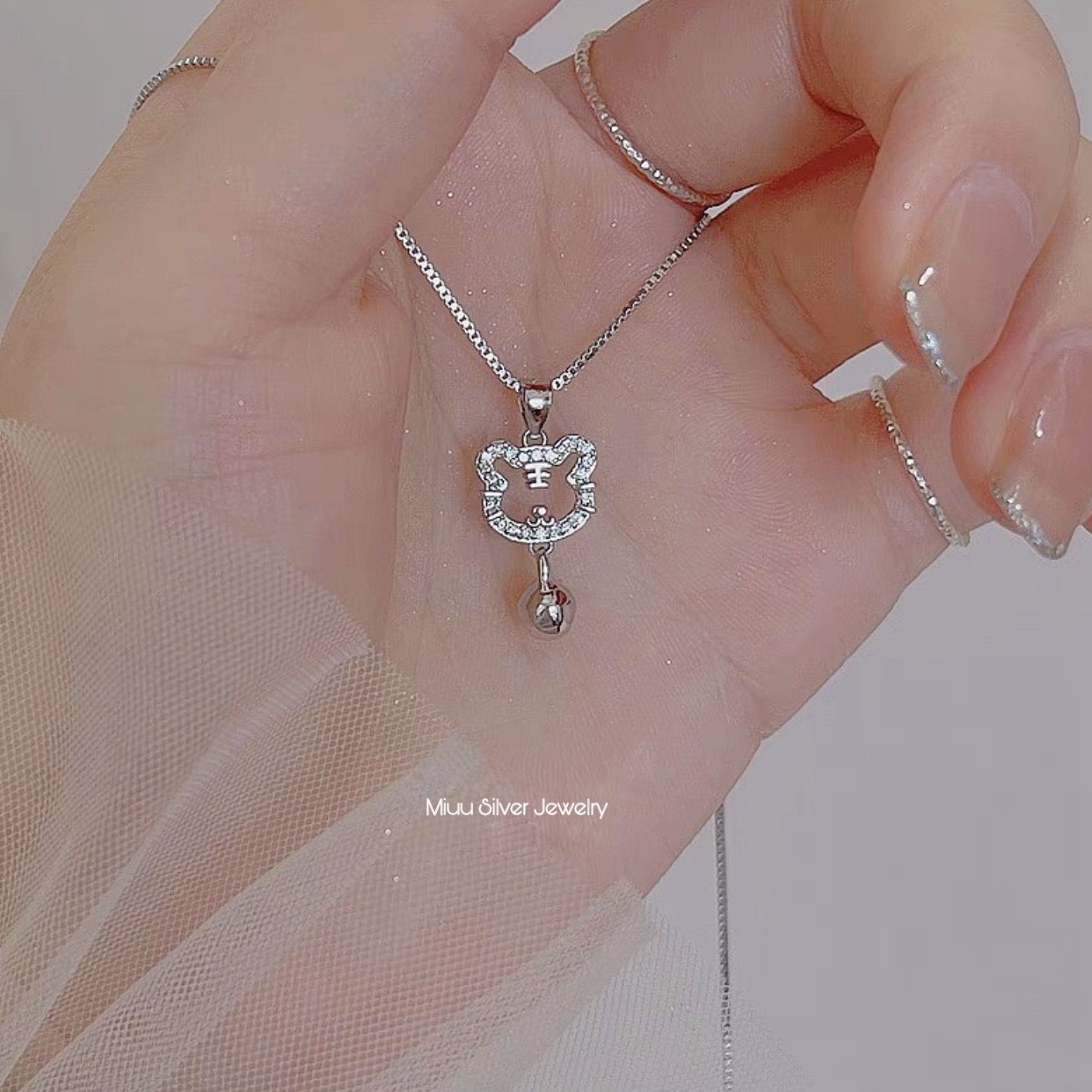 Dây chuyền bạc Miuu Silver, vòng cổ nữ Kim Dần