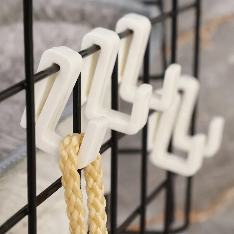 Feelife 100pcs Mini S Shape Hooks Key Hanging Hook Towel Racks Kitchen Bathroom Reusable Plastic Organizer Holder Home Multi-Purpose Hooks