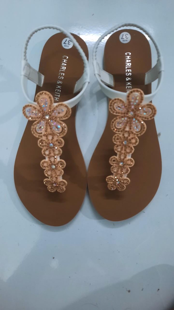 SANDAN NỮ BIG SIEE CỰC XINH LT77