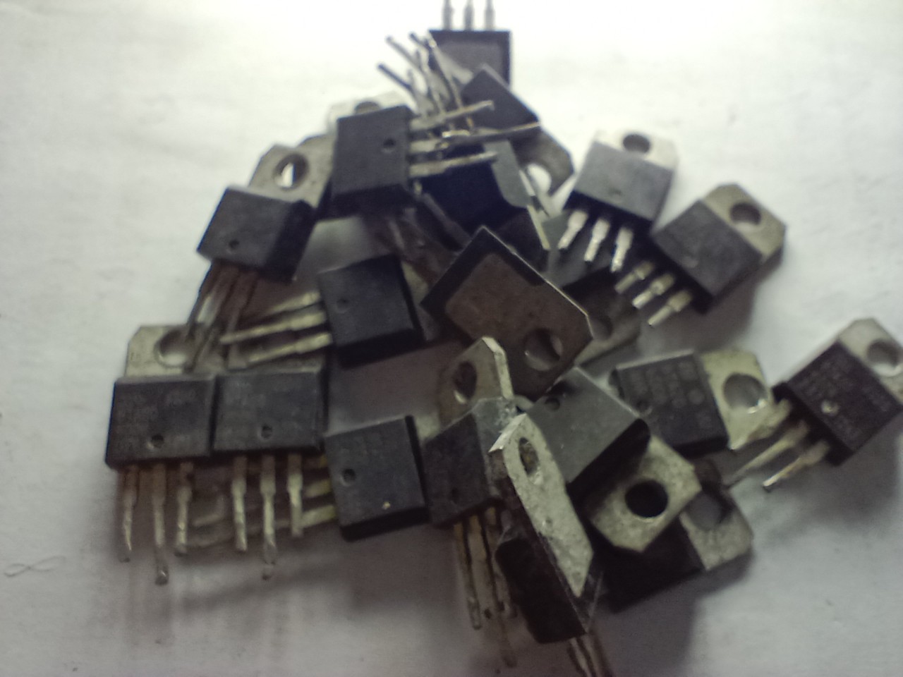 5 chiếc Triac BTA20-600B 20A BTA20 600B BTA20600B 600V TO-220 tháo máy