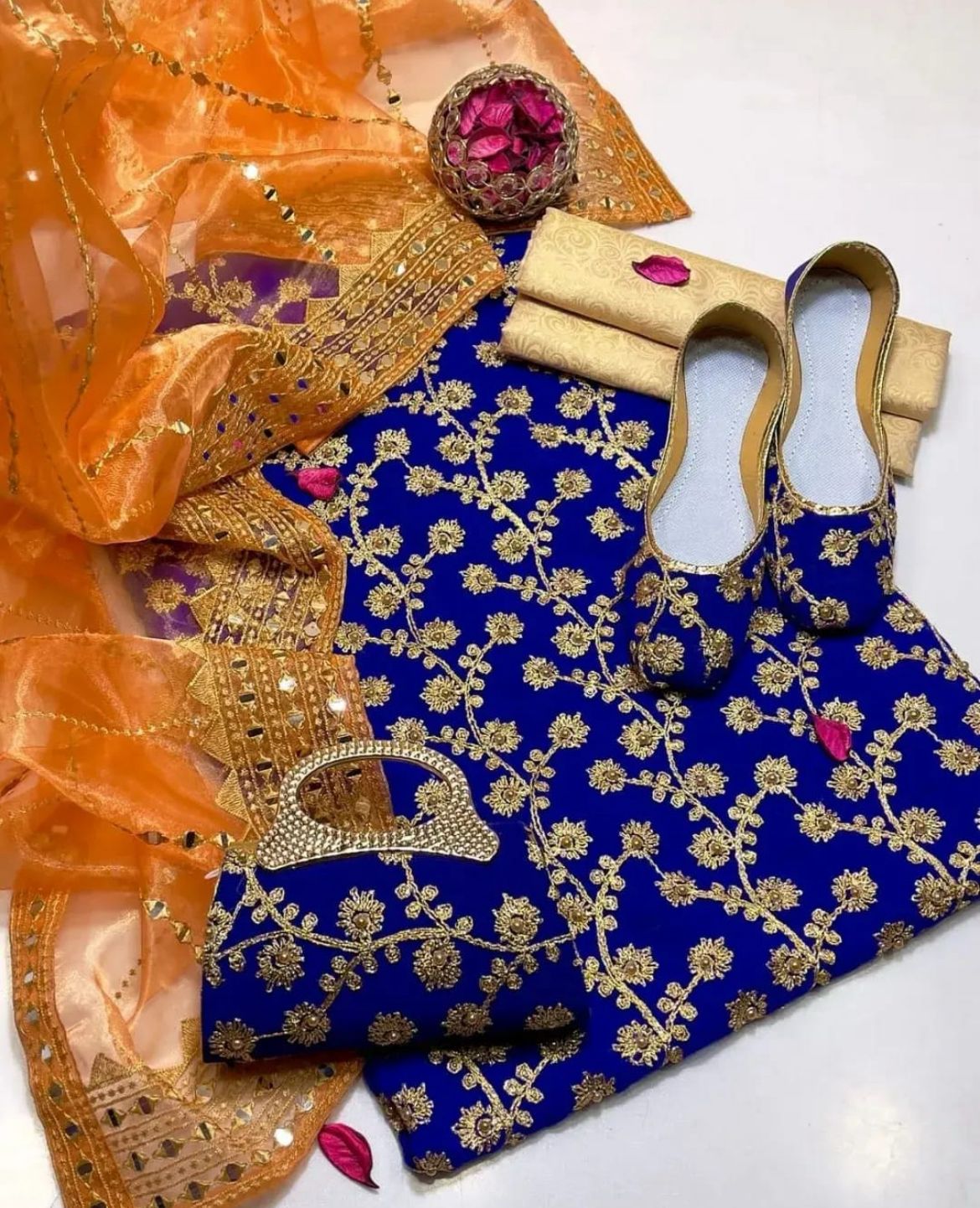 Party%20Wear%20Dress%20-%20Ladies%20Chiffon%20Crinkle%20Embroidered%20Shirt%20-%20Unstiched%203%20PC%20Dresses%20for%20Women%20-%20Self%20Embossed%20Masuri%20Shalwar%20-%20Sheesha%20Embroidery%20Dupatta%20with%20Heavy%20Pallu%20Embroidery%20&%20Free%20Gift%20Khussa%20&%20Clutch%20-%20Orange%20(Customized)%20-%20Image%205