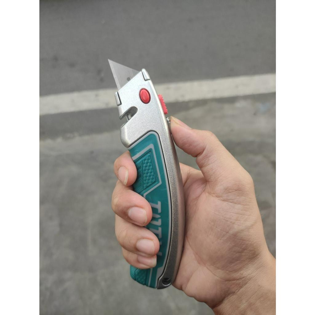 Dao rọc giấy đa năng THT5126128 TOTAL ( mẫu mới)