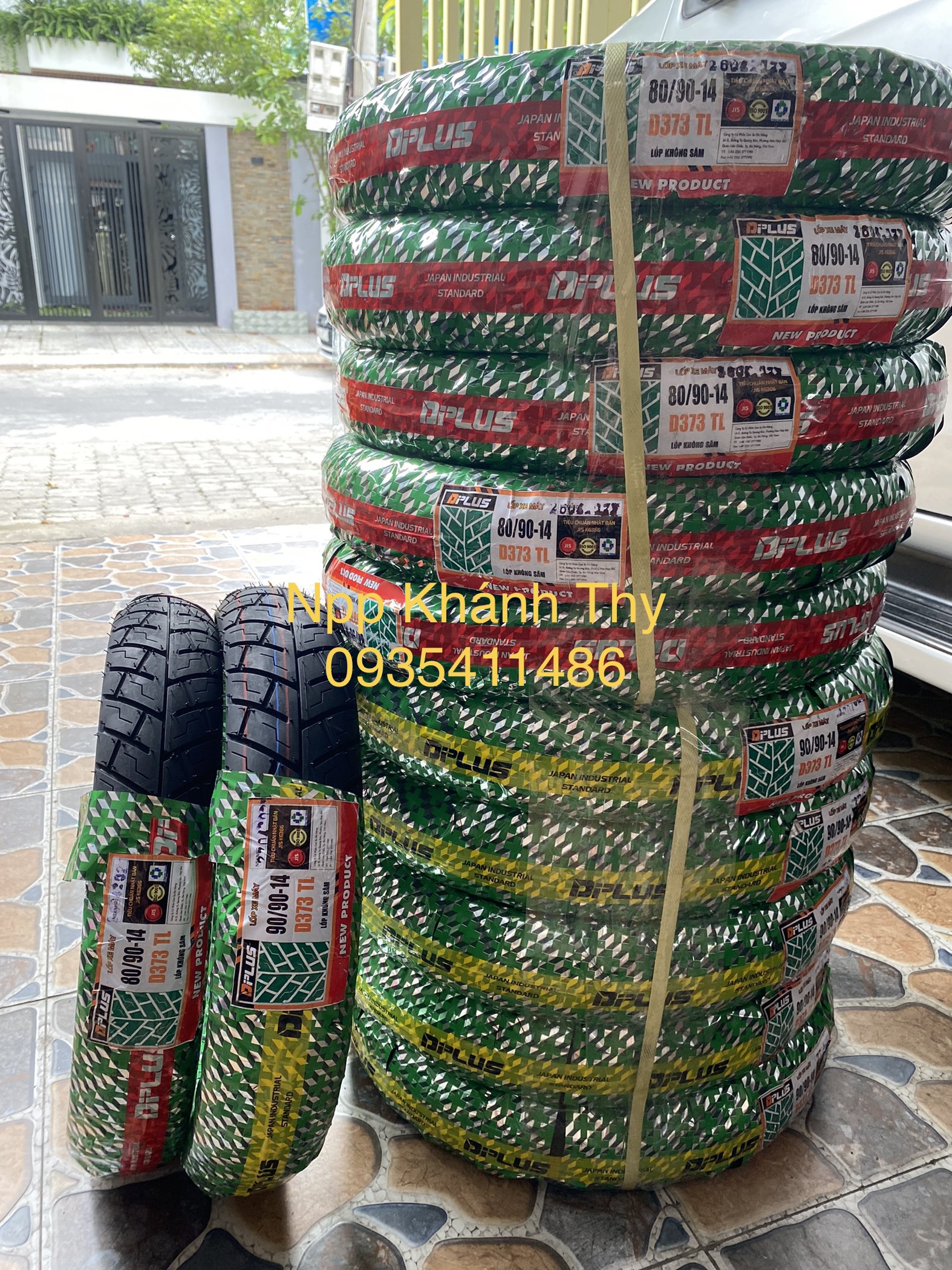 1 Cặp Vỏ (Lốp) không ruột DPLUS cho Airblade, Vision