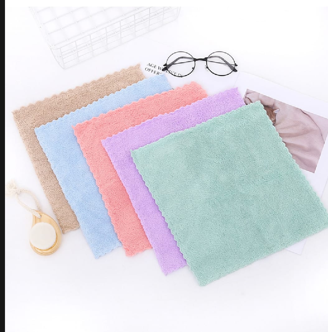 2%20Piece%20Coral%20Fleece%20Microfiber%20Cleaning%20Cloth%20%7C%20Soft%20Non-Stick%20Oil%20Dish%20Towel%20%7C%20Super%20Absorbent%20Hand%20Towel%20%7C%20Multi-Purpose%20Cleaning%20Wipes%20for%20Kitchen,%20Home,%20Car,%20Mirror%20&%20Glass%20-%20Image%204