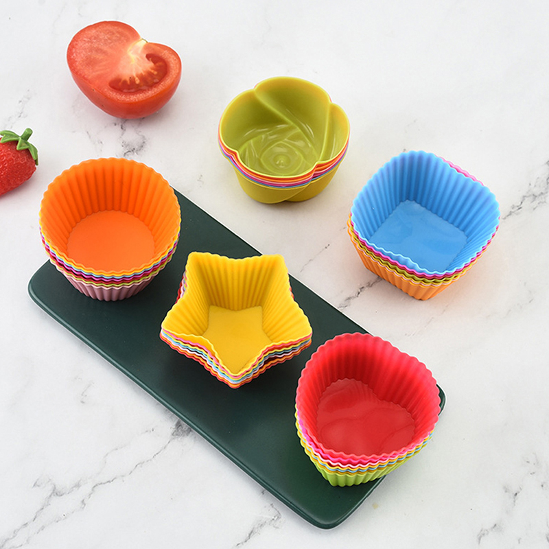 [Mariannes] 5Pcs/set Flower Silicone Cake Cup Cake Tool Bakeware Baking Silicone Mold 7cm