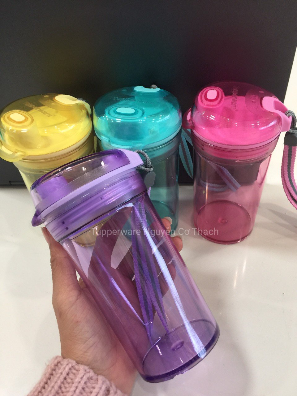 Mini Drinking Flask 280ML- tupperware