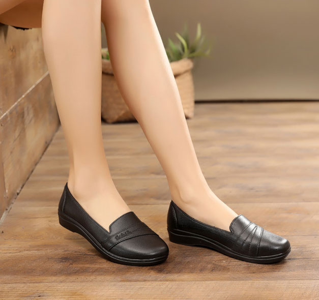 Giày nữ cao su đúc đi mưa siêu nhẹ, giày sục nữ form ôm cao su đúc mềm đế chống trượt Sz 36-40