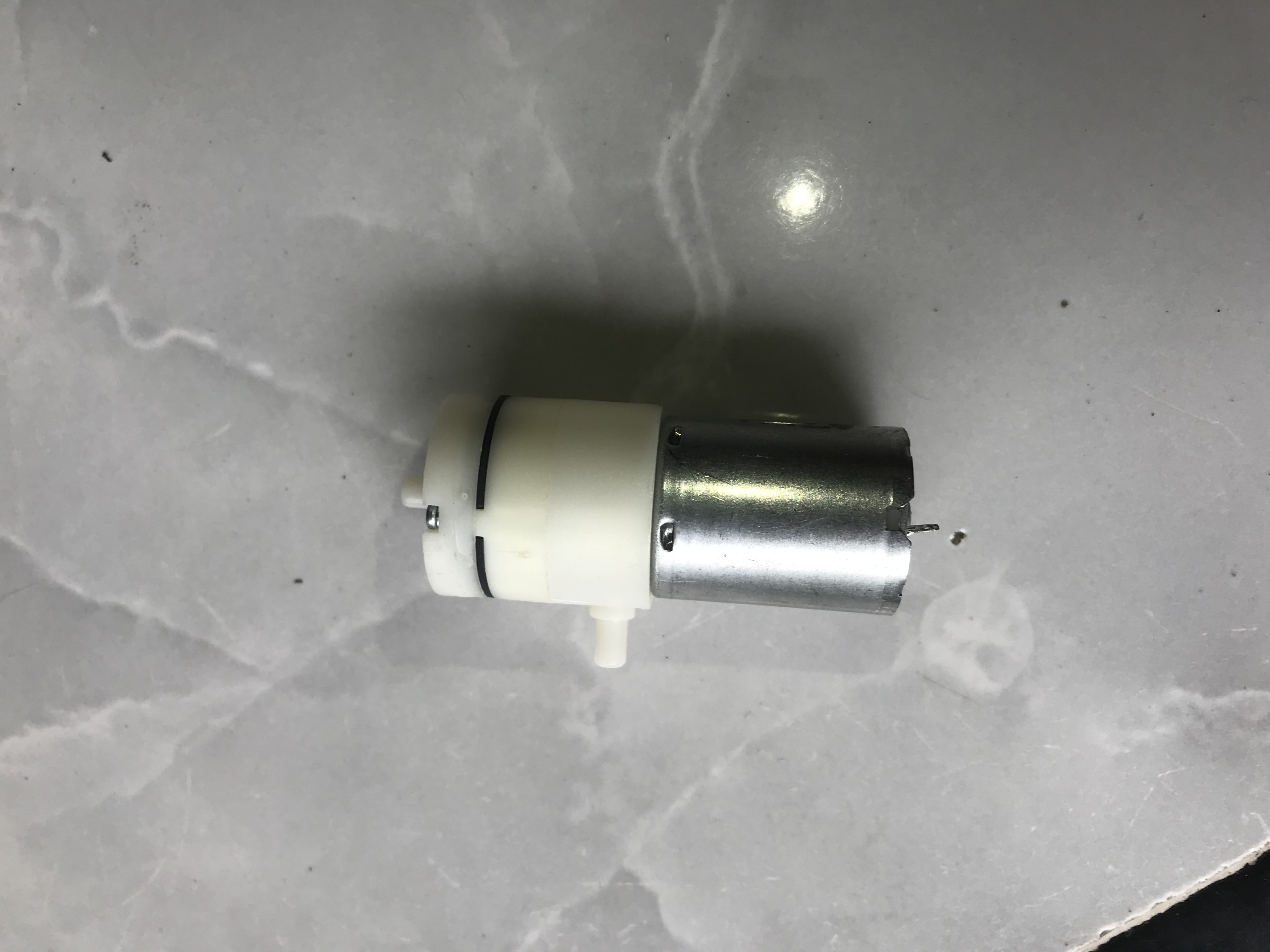 Máy bơm mini, dùng bơm hút nước, chân không - 12V