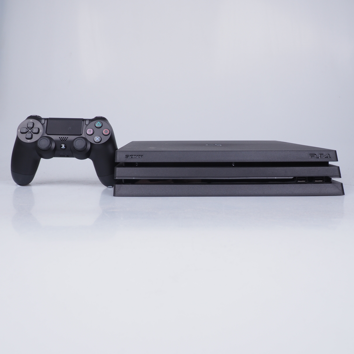 Máy chơi game Sony Ps4 Pro 1T  CUH 7218B