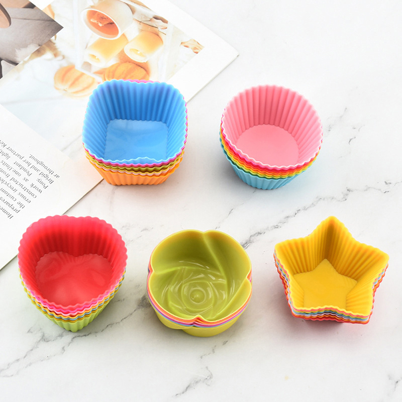 [Mariannes] 5Pcs/set Flower Silicone Cake Cup Cake Tool Bakeware Baking Silicone Mold 7cm
