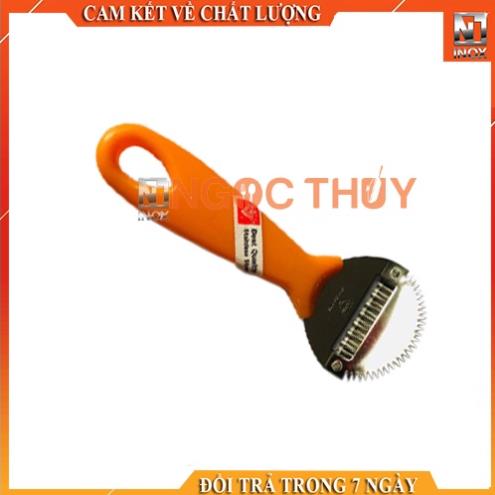 Dụng cụ nạo dừa đa năng thái lan