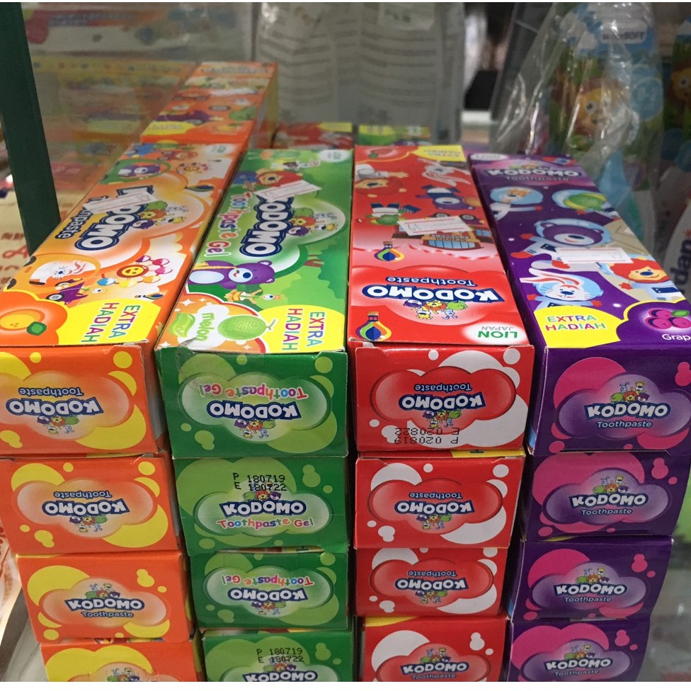 Kem Đánh Răng Trẻ Em Kodomo Thái Lan 45G