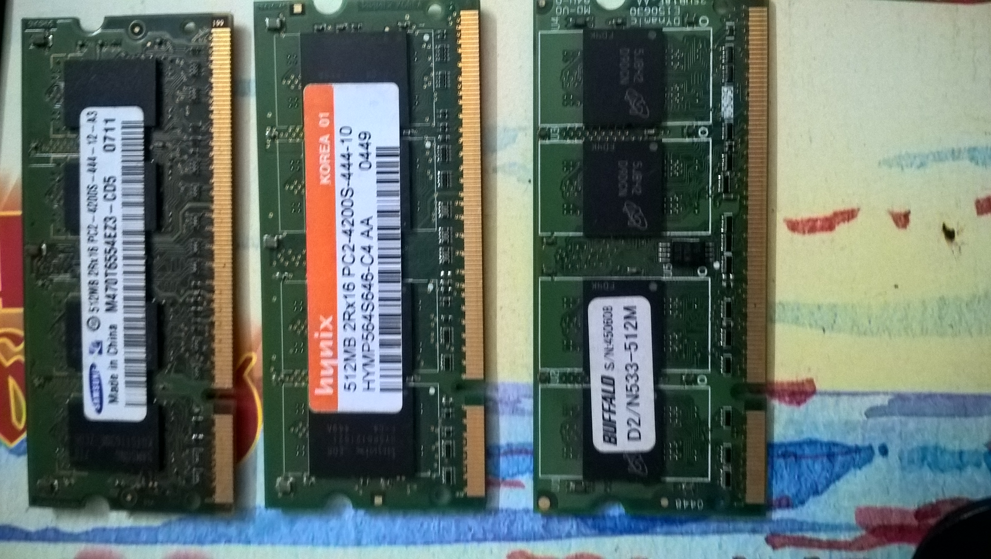RAM laptop 512 MB