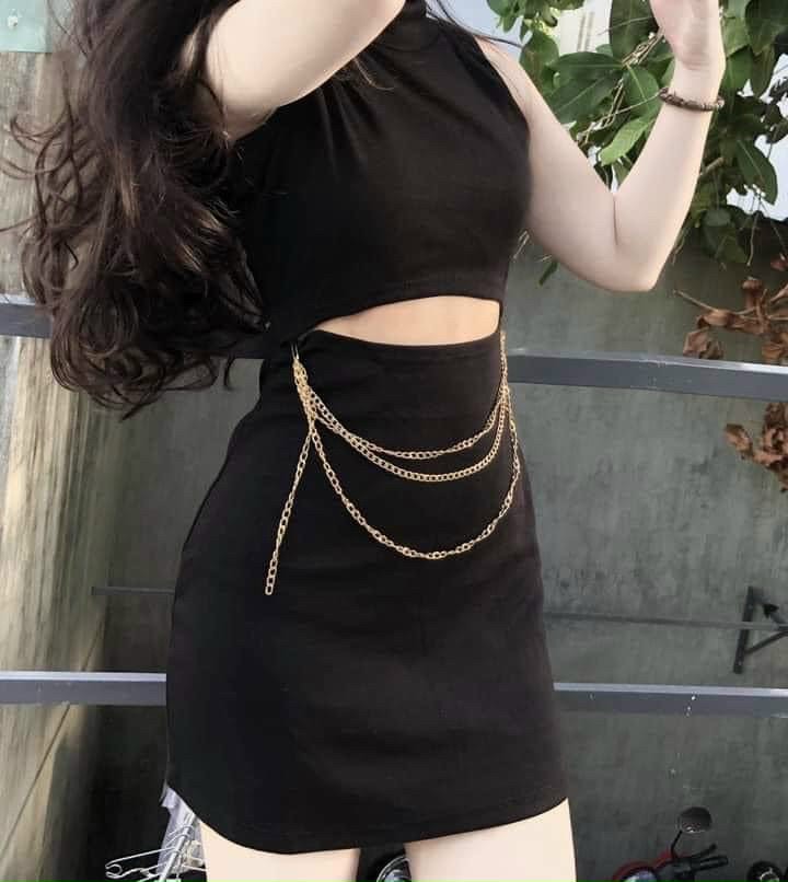 Đầm khoét eo đính dây xích ôm body 4 màu basic hot hit dễ phối đồ