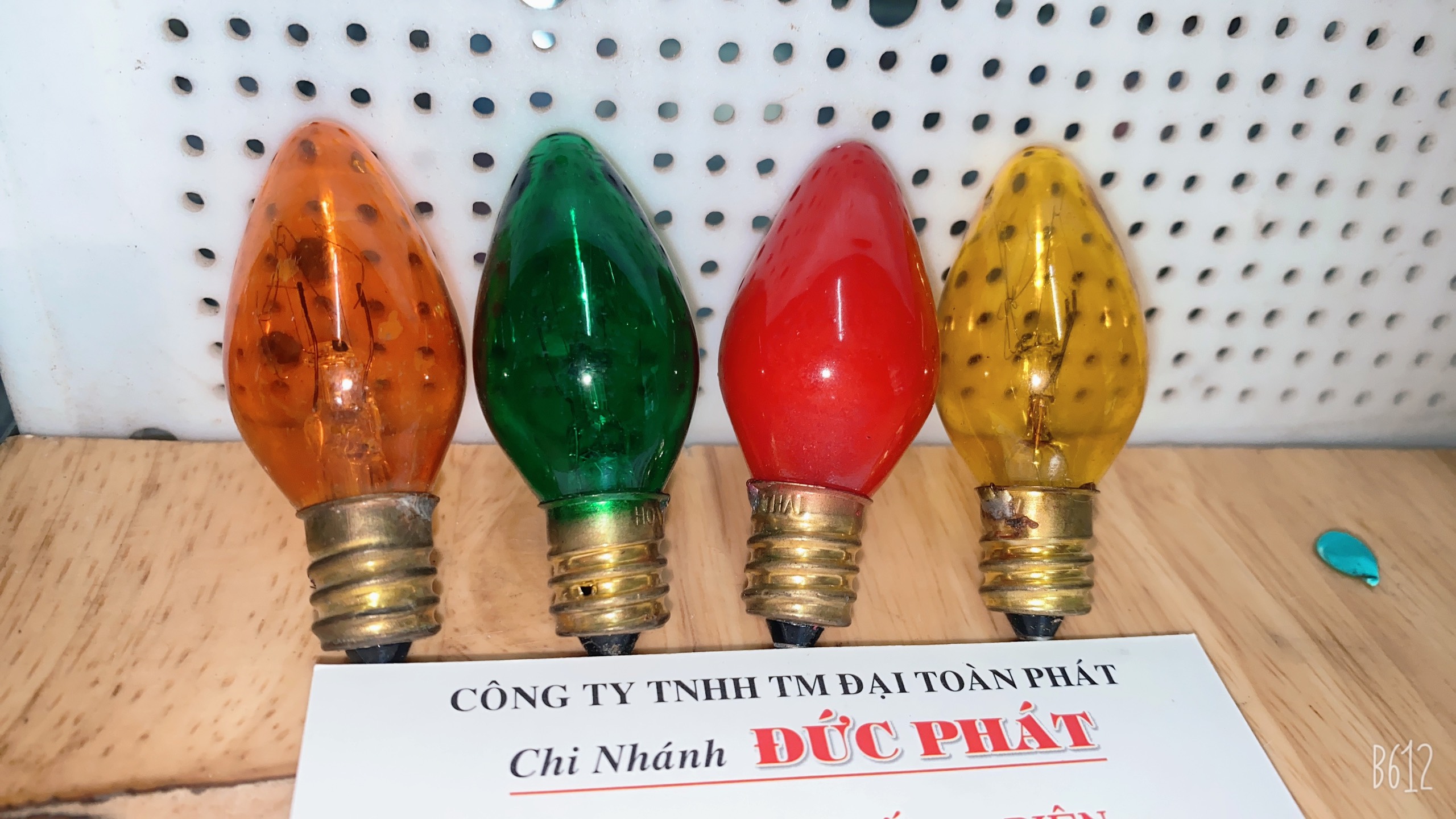 bóng đèn bàn thờ - bóng đèn trái ớt