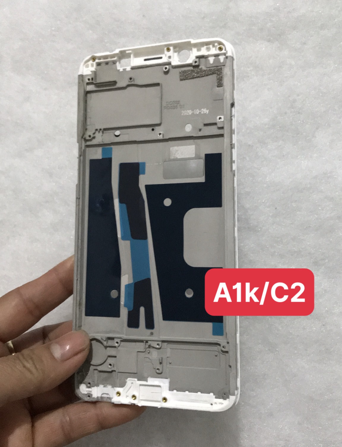 Khung xương Oppo A1k / Realme C2 dùng chung