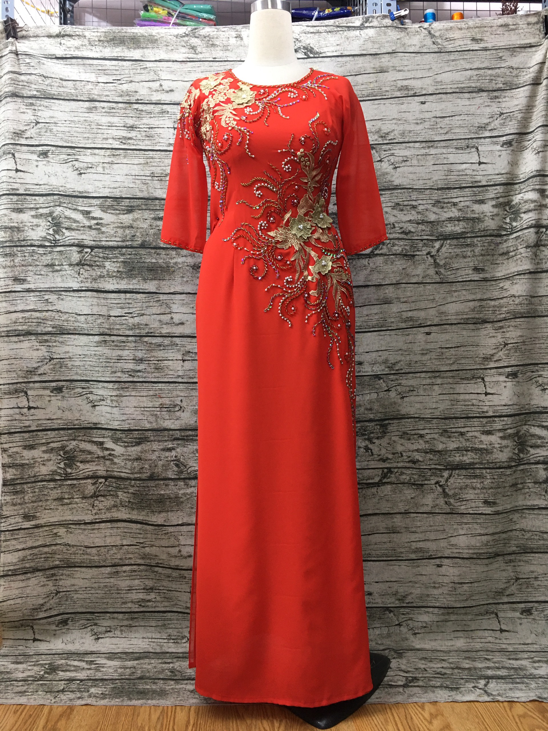 Lâm Hiền-Áo dài may sẵn, đính kết rất đẹp mặc đám hỏi, đám cưới, hội nghị... đi đâu cũng đẹp LH399