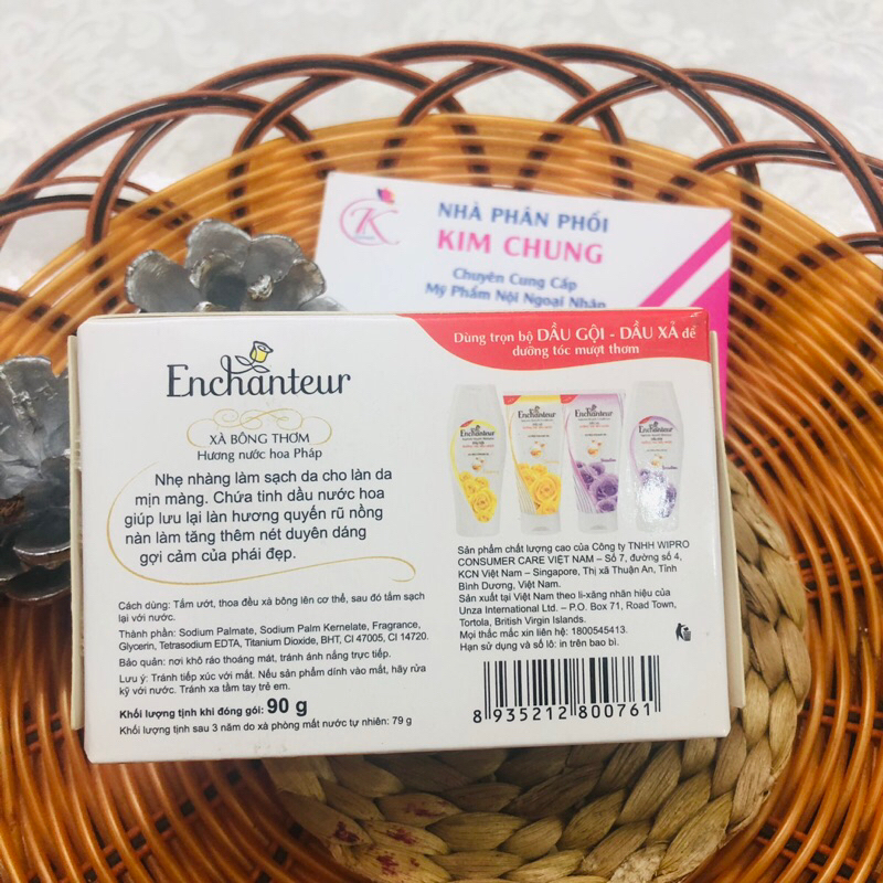 Cục Xà phòng tắm Enchanteur Charming 90g