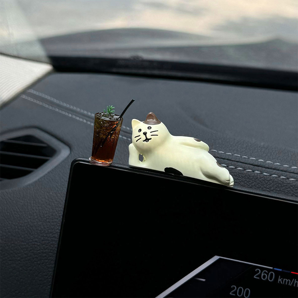 FG Cute Cat Car Dashboard Ornaments Gifts Car Center Console Decoration Auto Interior Accessories for Woman. 