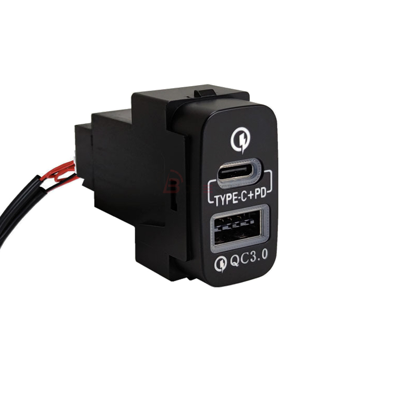 1PC Red Light Car Quick Charger TYPE-C PD USB Interface Socket For Mitsubishi Outlander Lancer EX Pajero Sport ASX V73 V93 V97