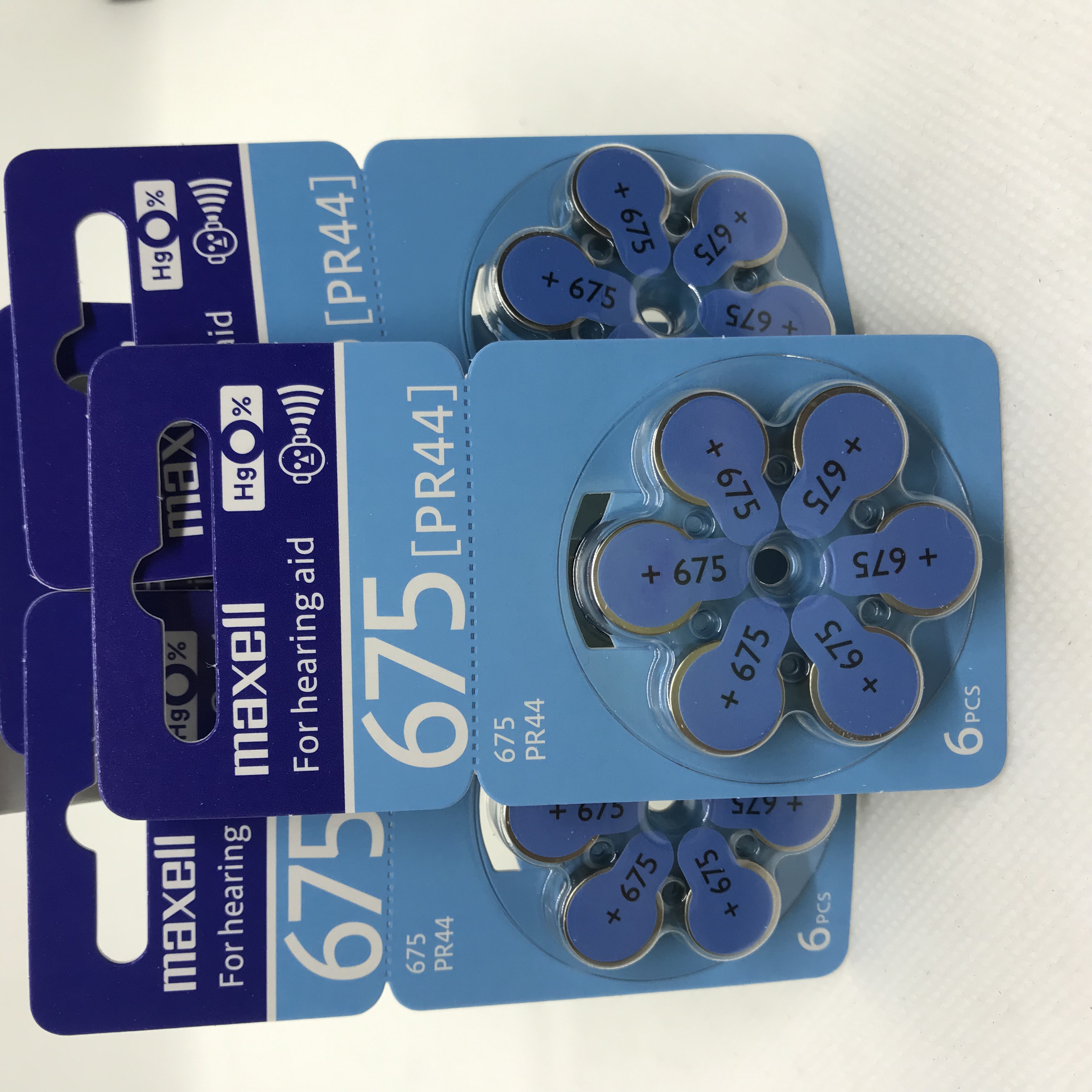 Pin máy trợ thính Maxell PR44 ( pin 675 )  1,45V Hàng chính hãng