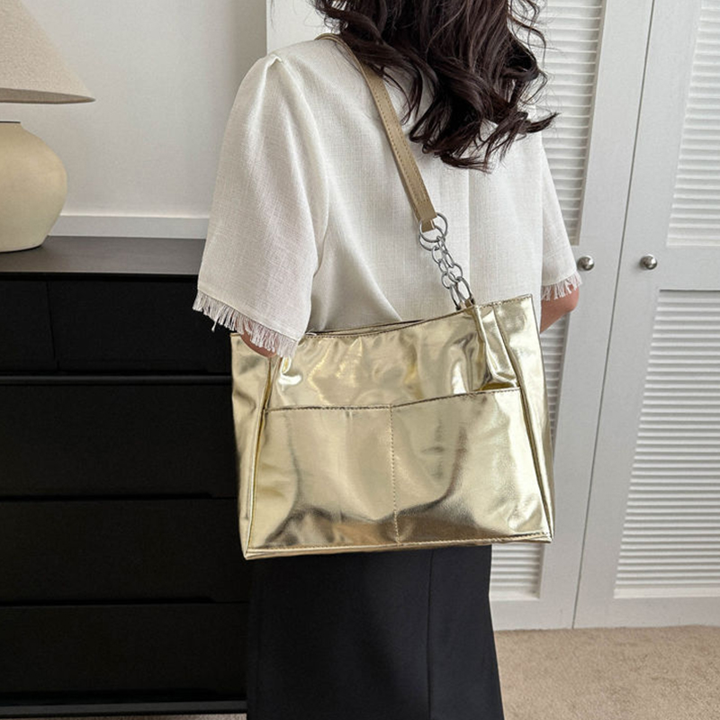 Large Capacity Bag Trendy And Versatile One Shoulder Handbag Commuting Tote Bag.
