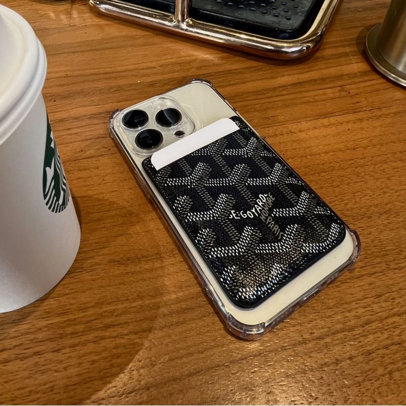Goyard MagSafe remake 磁吸卡包iPhone, 名牌, 飾物及配件- Carousell