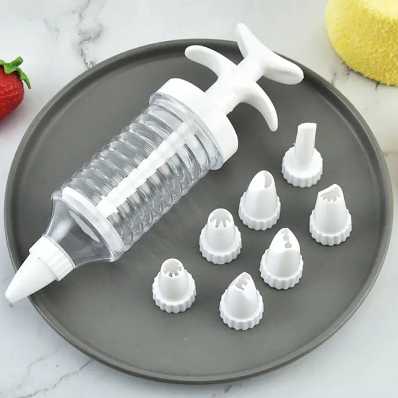 New%208%20Pipe%20Nozzles%20With%20Syringe%20Plastic%20Cream%20Baking%20Nozzle%20Dispenser%20Icing%20Pastry%20Cream%20Tips%20Pastry%20Tube%20Decoration%20Tool%20Hudduo%20-%20Image%202