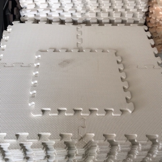 Combo 100 tấm thảm lót sàn 30*30 dày 1cm: