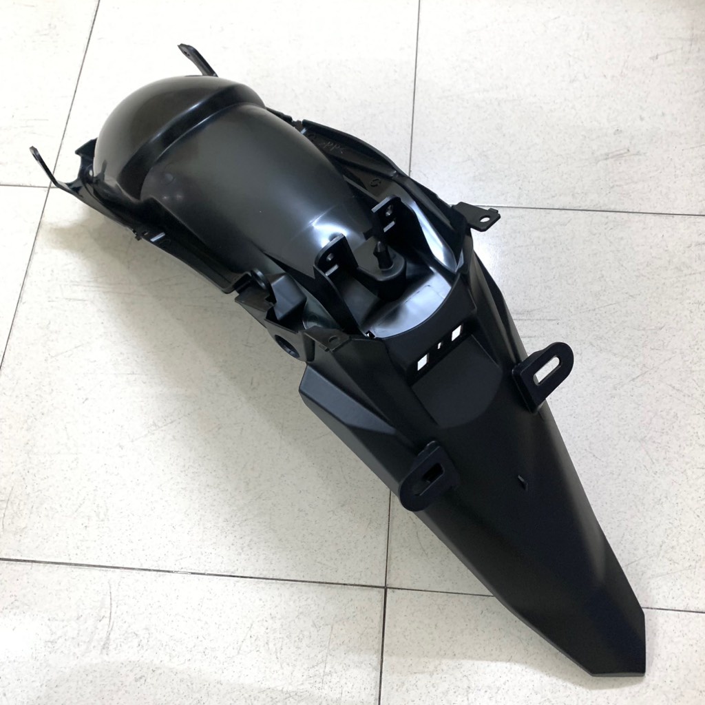 [Chính hãng Yamaha]YADA-EX135(11-14)-NHÁM-9 ĐUÔI ĐÈN BIỂN SỐ{CHẮN BÙN SAU(P)