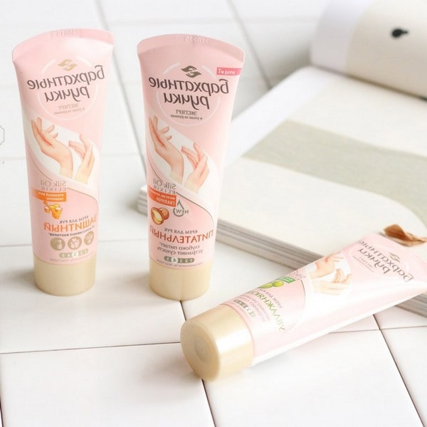Kem dưỡng da tay silky hands trắngcủa Nga 80ml