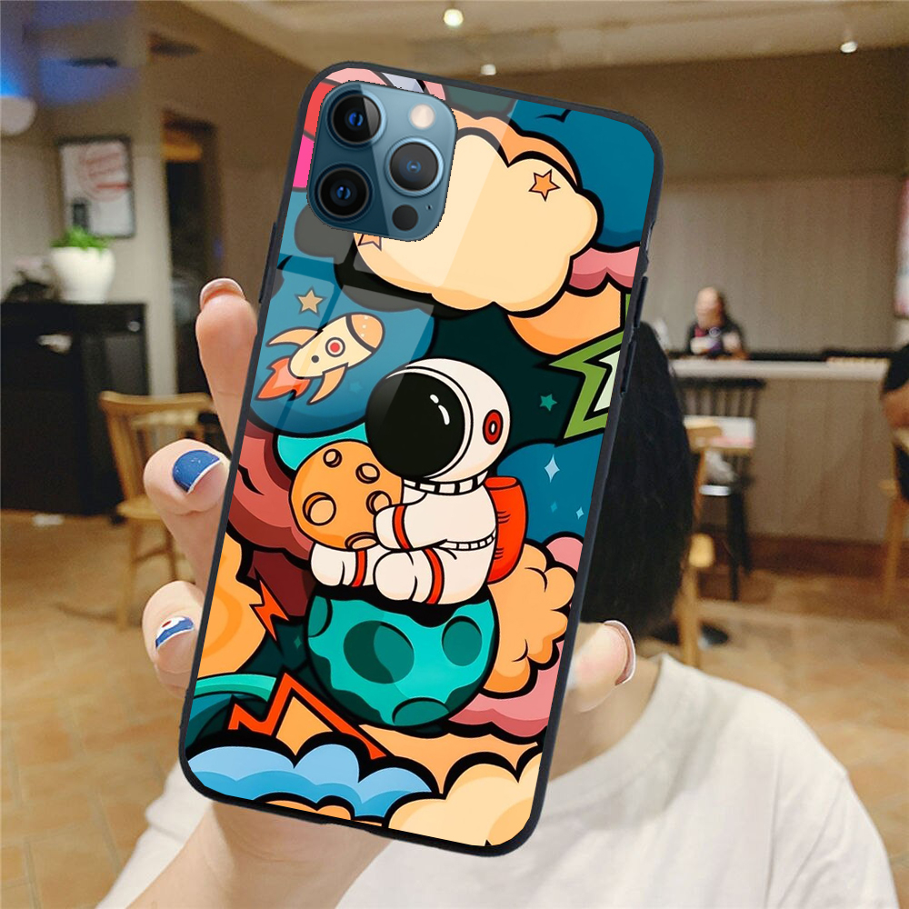 Ốp Lưng IPHONE 12 MINI/ 12/ 12 PRO/ 12 PRO MAX mặt kính cao cấp phi hành gia