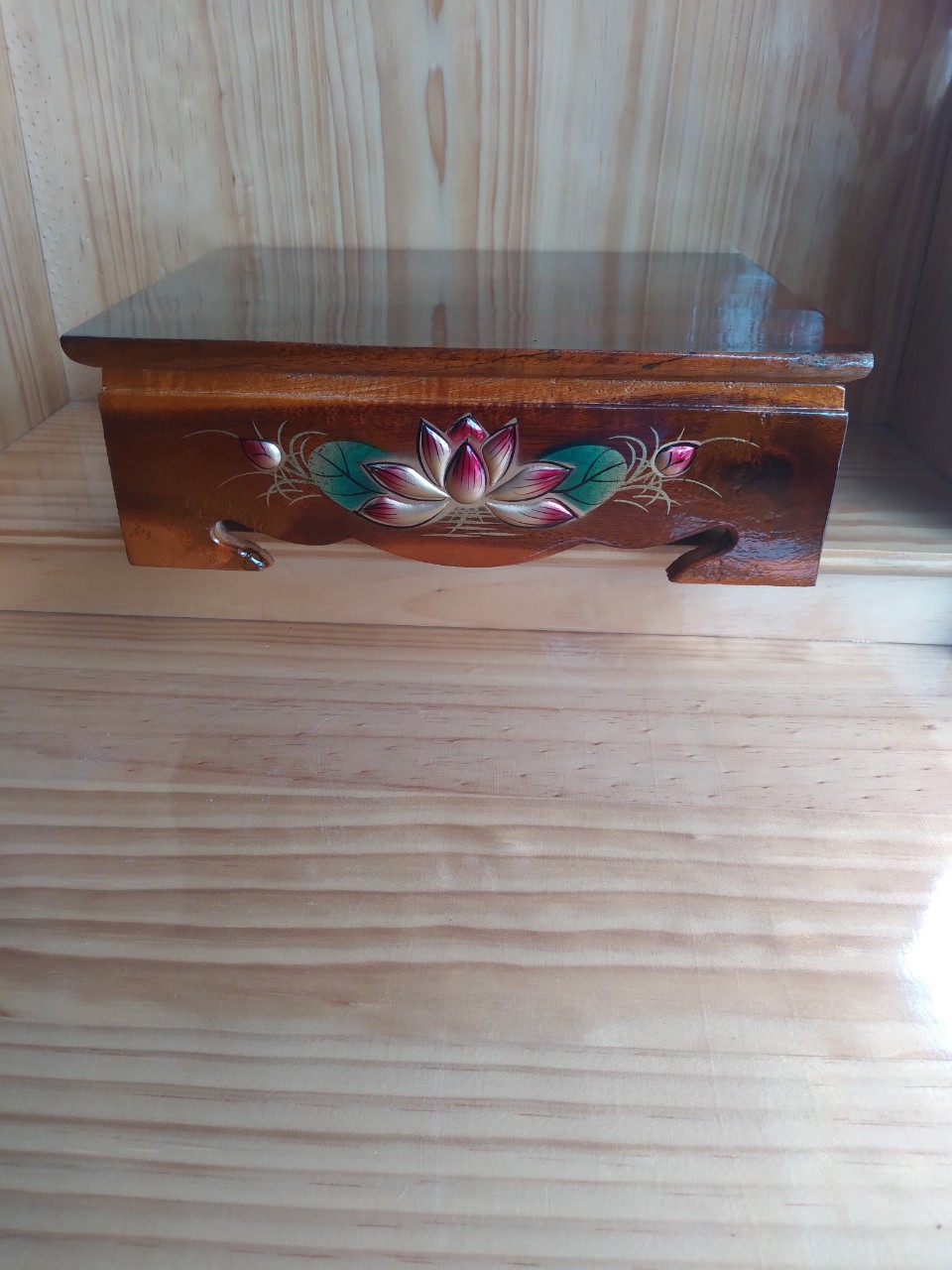 ĐÔN GỔ CHỮ NHẬT ĐẮP NỔI